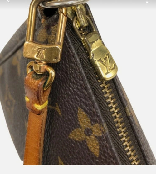 Louis Vuitton Pochette